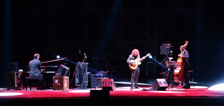 Gwilym Simcock with Pat Metheny and Ron Carter